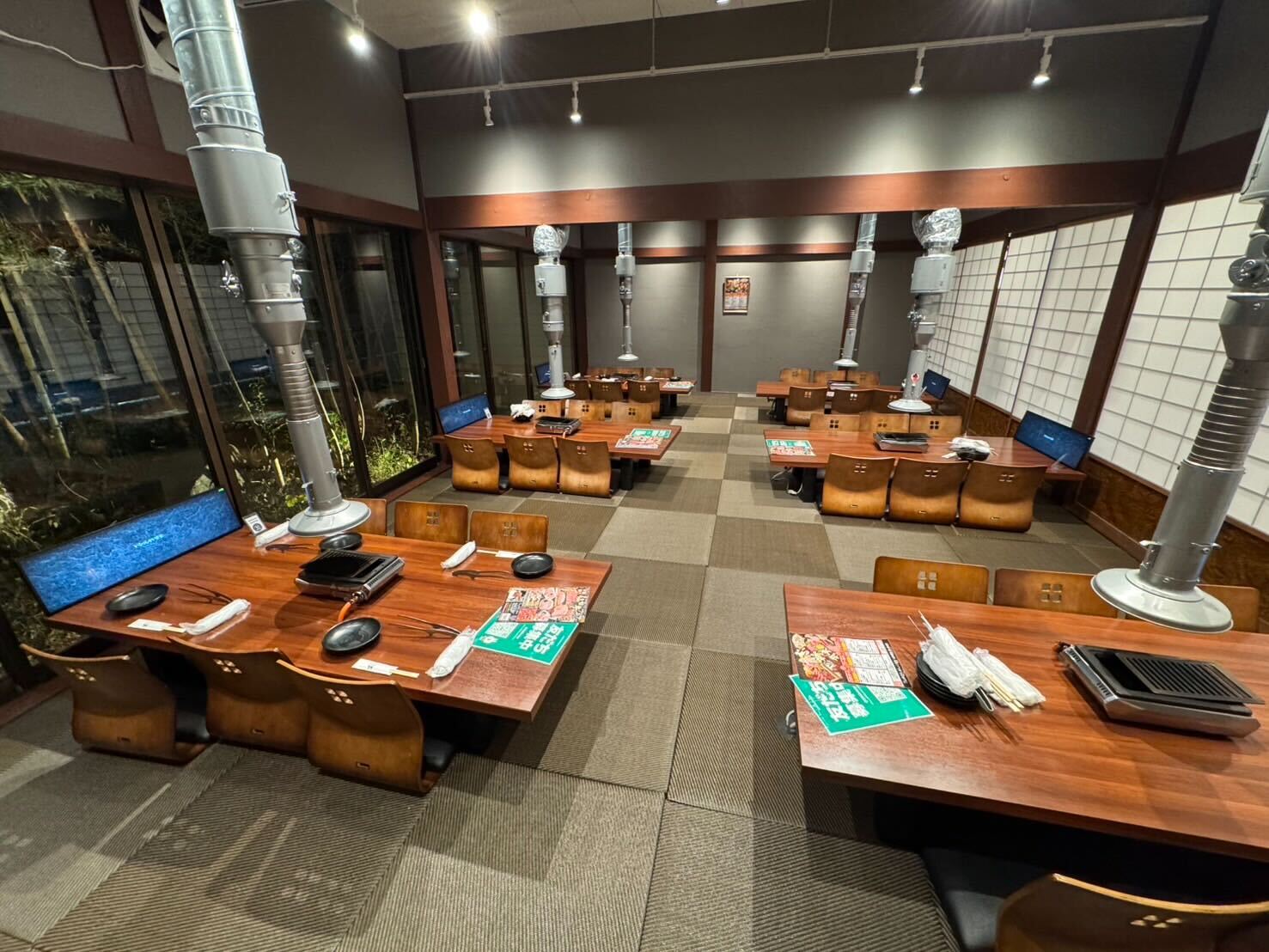 店内2